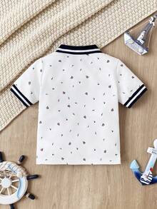 SHEIN Streecool Kids 小男孩 Polo 衫，白色夏季家庭度假套裝，小鳥、帆船、棕櫚樹印花，羅紋領，對比袖口，海灘度假風 - 白色 - 查看 4