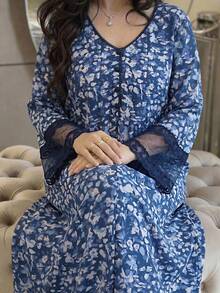 Al Najma 大码女式V领印花蕾丝边阿拉伯风格连衣裙 - 彩色 - 查看 2