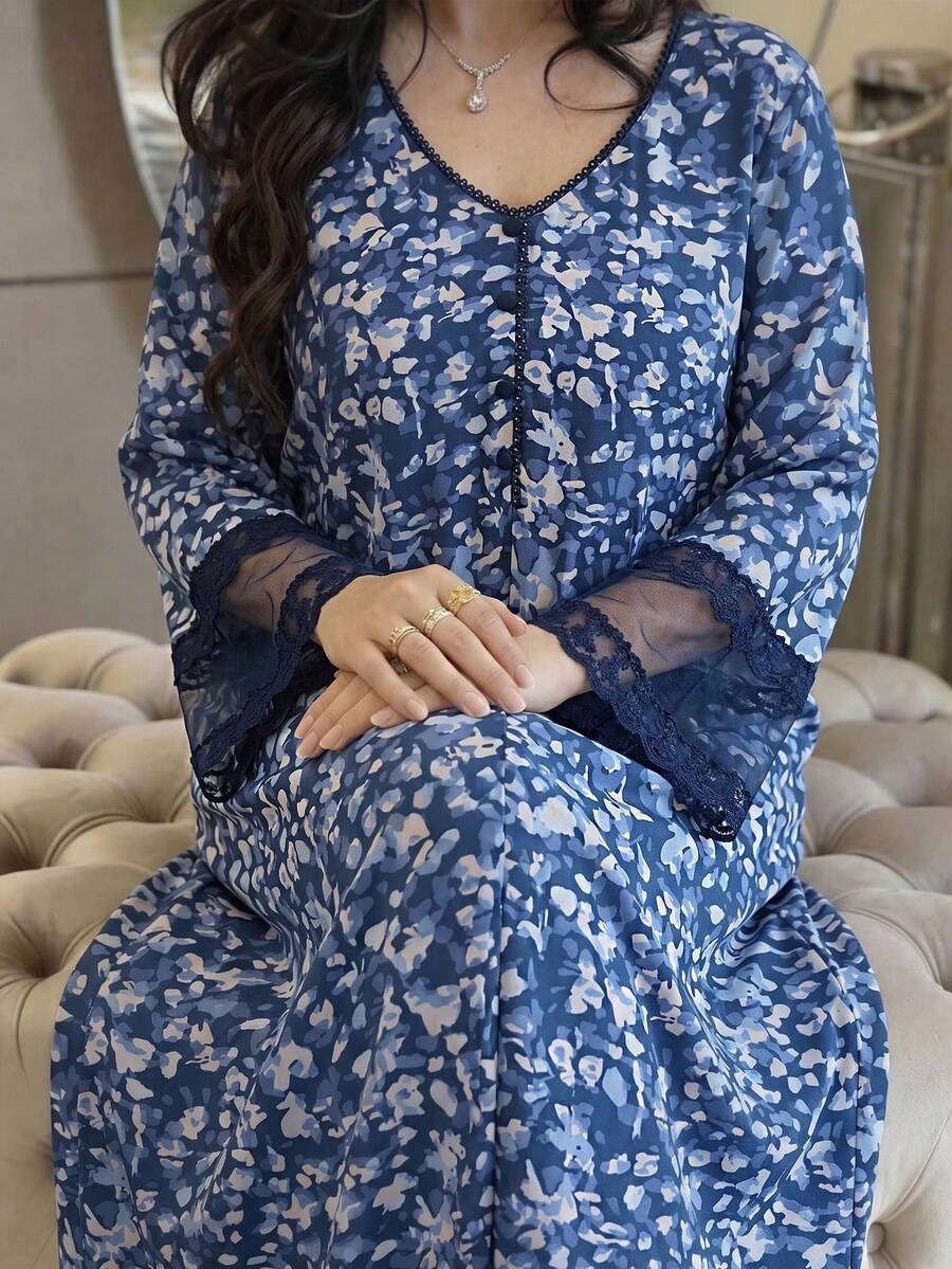 Al Najma 大码女式V领印花蕾丝边阿拉伯风格连衣裙