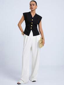 Aveloria Modichic 新款时尚高端收腰V领盖袖背心，优雅开叉不对称金属纽扣百搭通勤衬衫 - 黑色 - 查看 5