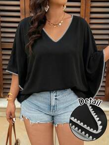 SHEIN VCAY Áo thun cổ chữ V phối màu tương phản, dáng rộng, phong cách thường ngày, thích hợp cho kỳ nghỉ hè, họa tiết vỏ sò, màu đen. - trắng - Xem 1
