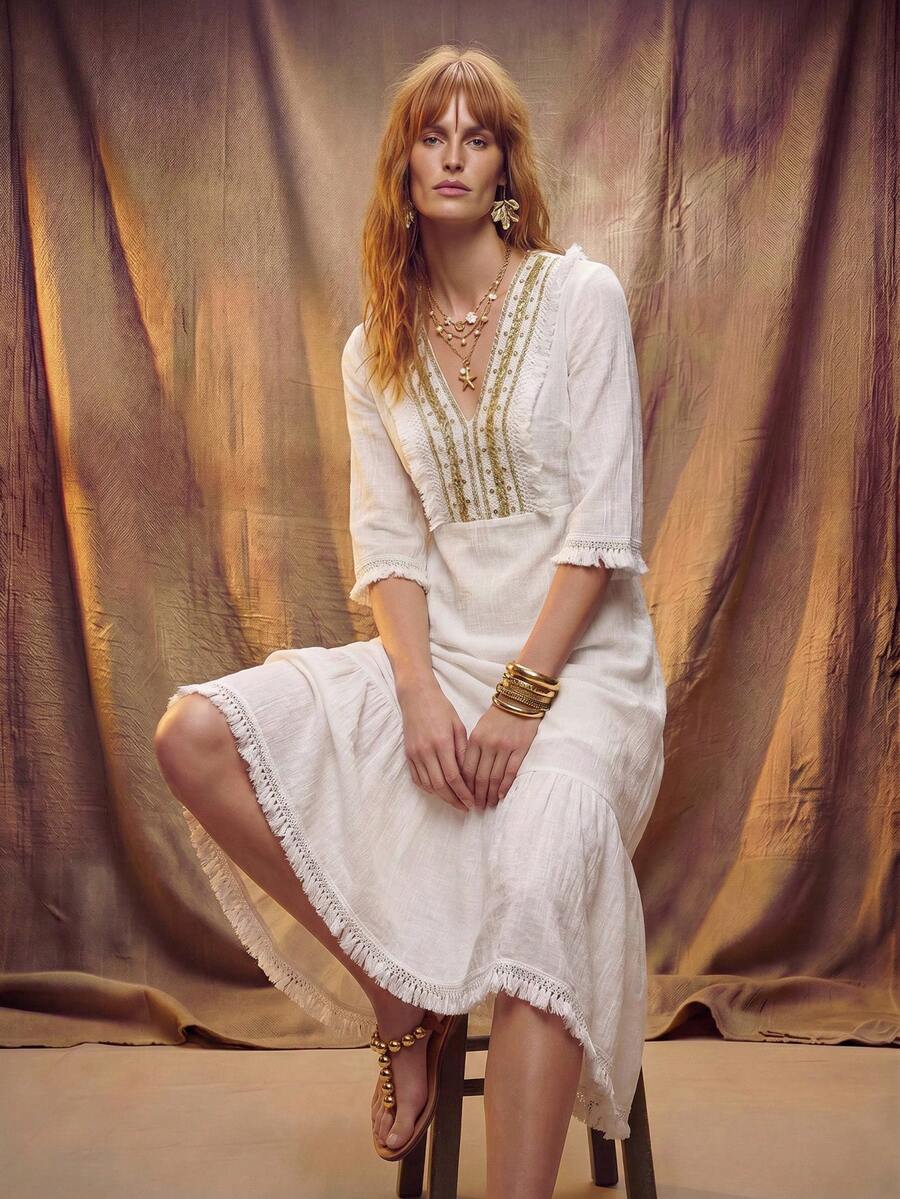 Đầm midi trắng cổ chữ V tua rua phong cách Bohemian cho kỳ nghỉ năm 2026 - Màu be - Xem 1