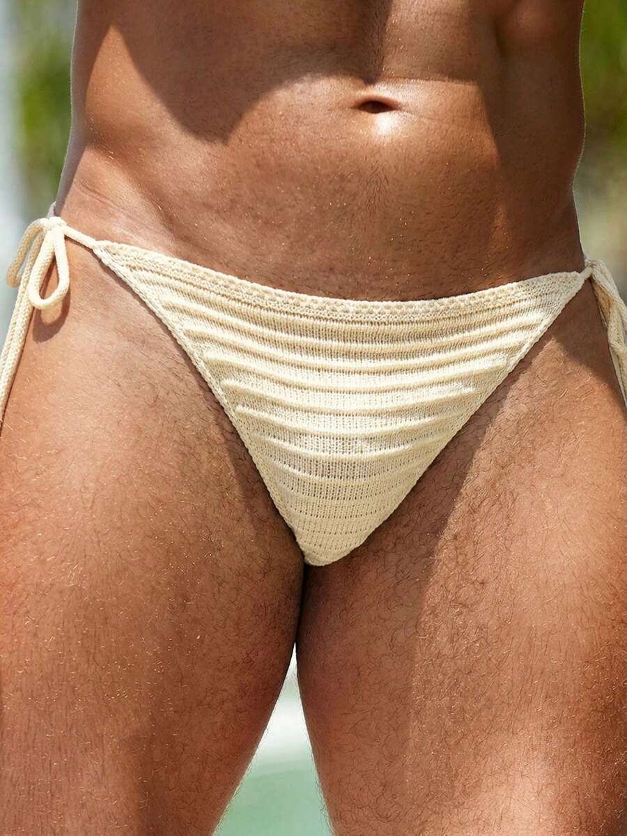 Manfinity Swimmode 男士纯色抽绳针织三角裤，适合海滩和度假穿着 - 彩色 - 查看 1