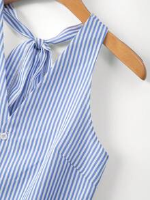 Selianne Camiseta sin mangas de mujer con cuello francés de corbata azul a rayas, decoración de botones cruzados delanteros, estilo elegante de vacaciones - Azul - Ver 5