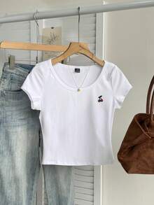 Áo thun nữ tay ôm, cổ tròn, màu trắng, họa tiết tối giản, chất liệu 95% cotton. - Nhiều màu - Xem 8