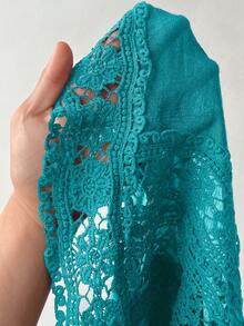 SHEIN Swim Curve 大尺碼女款鏤空花卉蕾絲拼接深V領休閒波西米亞風度假罩衫 海灘穿搭 蒂爾藍 夏季 - 水鴨藍 - 查看 5