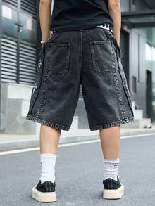 Manfinity EMRG Men's Casual Street Style Embroidered Patch Grey Denim Shorts - Dark Grey - View 2