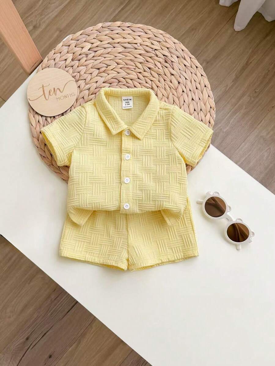 SHEIN Neugeborenes Baby Mädchen süßes lässiges Sommer Set aus gelbem Poloshirt mit Kurzarm und Shorts mit elastischem Bund - Gelb - Übersicht 1