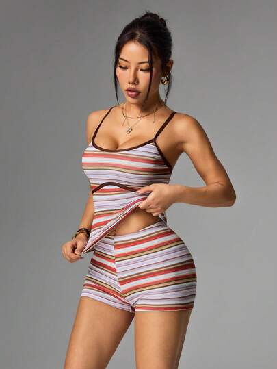 SHEIN Dewbera Conjunto deportivo de camiseta de tirantes y pantalones cortos a rayas para mujer