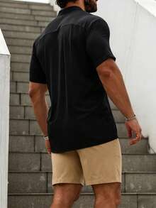 Manfinity Homme Men's Embroidered Design Short Sleeve Shirt And Shorts Casual Set - Black - View 2