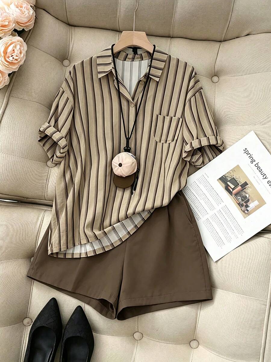 Bộ đồ nữ kẻ sọc gồm áo sơ mi cài cúc đơn và quần short, kiểu dáng thường ngày, gồm 2 món. - Nhiều màu - Xem 1