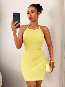 Slaydiva Vestido curto amarelo feminino estilo anos 70 para festa noturna em boate, modelagem justa, tecido texturizado, decote halter com amarração nas costas, estilo boho, ideal para férias na praia ou resort. - Luz amarela - Ver 5
