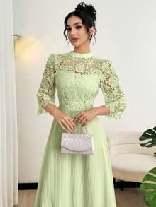 Modelyn Đầm maxi dài tay màu vàng thêu lỗ họa tiết, phối nhiều mảnh dành cho nữ - màu xanh lá - Xem 2