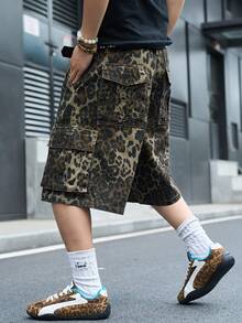 Manfinity EMRG Men's Casual Streetwear Multi-Pocket Distressed Leopard Camo Denim Shorts - Multicolor - View 4