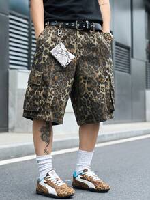 Manfinity EMRG Men's Casual Streetwear Multi-Pocket Distressed Leopard Camo Denim Shorts - Multicolor - View 6