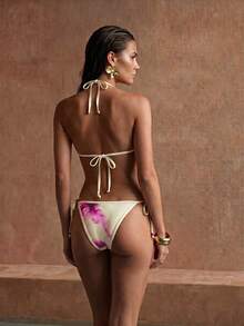 Bộ bikini gợi cảm buộc dây cổ, họa tiết hoa, dành cho nữ, thích hợp mặc đi biển mùa hè. - Nhiều màu - Xem 2