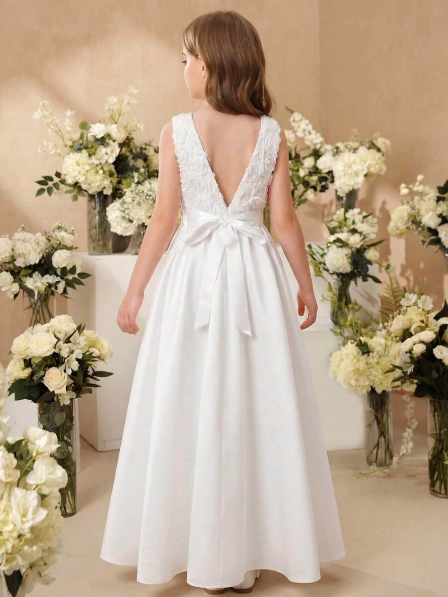 SHEIN Pitira 少女派对花童礼服,白色缎面蕾丝拼接A字裙,配蝴蝶结,优雅正式礼服,适合婚礼、生日派对、选美比赛等场合。 - 白色 - 查看 1