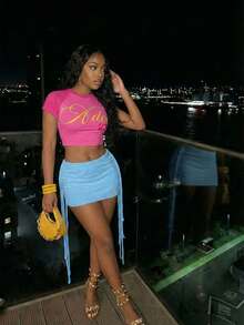Slaydiva 女款 Y2K 字母印花 T-shirt 上衣與流蘇迷你裙套裝，藍色與粉色，夏季夜店音樂節泳池邊海灘度假兩件式 - 玫紅色 - 查看 5