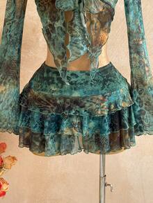 Soleia Bộ đồ nữ thường ngày họa tiết da báo gồm áo crop top và chân váy mini xòe. - Nhiều màu - Xem 3