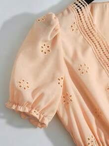 GlowEve 女款刺繡V領優雅泡泡袖洋裝 - 粉色 - 查看 3