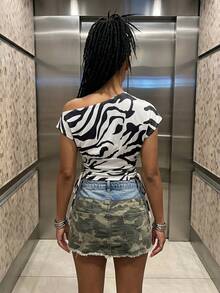 Slouenne Women's Sexy Asymmetrical Shoulder Full-Width Placement Printed Zebra Pattern Numeric Placement Print Two-Side Drawstring Design Cropped Top Zoey Outfit Zipper Top Zumba T Shirt Zoo Outfit Women - Black and White - View 2