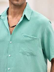 Mercer Haus Camisa casual de unicolor para hombre, chaqueta-camisa de manga corta de moda, verde menta, camisa de playa de resort hawaiano - verde menta - Ver 7