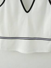 SHEIN Franclia Sexy French Tops For Women  Halterneck Tops With Contrasting Edges In Black And White  Spring, Summer, Autumn And Winter For Women T-Shirts  Elegant Tops  Casual Tops With Contrasting Elements In Black And White  Going Out Tops. Vacation Tops  Beach Tops. Daily Wear Tops  Sleeveless Halterneck Summer Tops White Tops For Women - White - View 6