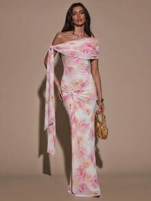 SHEIN BAE 夏季新品：露肩碎花连衣裙，性感、可爱又优雅。适合海滩度假、海滩旅行、海滩派对、约会、夜店、郊游、派对、音乐节、早午餐等各种场合。 - 淺粉色 - 查看 4