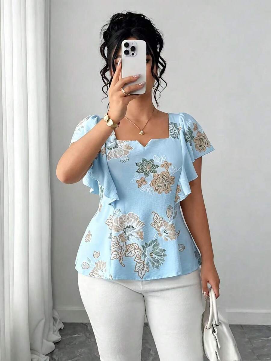 SHEIN Clasi 大码女装春夏刺绣3D印花柔软面料优雅荷叶袖修身衬衫,休闲通勤办公穿着,百褶迷你裙,百搭上衣,适合新年派对、毕业典礼、情人节、音乐节、母亲节、万圣节、感恩节、复活节、国庆节、舞会、约会、婚礼、户外活动等场合。 - 淺藍色 - 查看 1