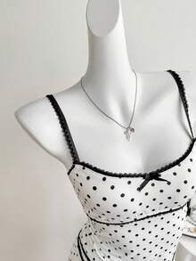 SHEIN PETITE Ensemble 2 pièces pour femmes composé d'un débardeur romantique en dentelle à pois blancs pour le printemps/été et d'un short confortable avec garniture en dentelle - Blanc - Voir 5