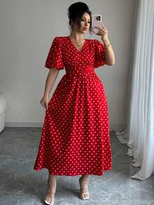 SHEIN Elenzya Đầm cỡ lớn màu hồng chấm bi ôm sát cổ chữ V chéo, thanh lịch, thoải mái, lãng mạn, thích hợp cho kỳ nghỉ hè, đi làm. - Đỏ - Xem 1