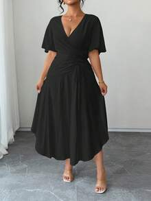 Elenzga Vestido Maxi Plus Size Feminino de Verão, Estilo Francês Elegante, Luxo Minimalista, Design Casual Boêmio para Férias/Trabalho, Festa Formal e Deslocamento, Estilo Vintage, Confortável, Tecido Preto Semelhante ao Linho, Decote em V Cruzado, Cintura com Cordão, Costas Franzidas, Cintura Elástica, Barra Assimétrica, Manga Flare - Preto - Visão 7