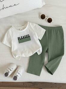 SHEIN 2pcs Baby Boys/Girls Cute Casual Waffle Fabric Short Sleeve Pants Pajama Set, Suitable For Home, Daily Wear And Outings, Spring/Summer - Multicolor - View 3
