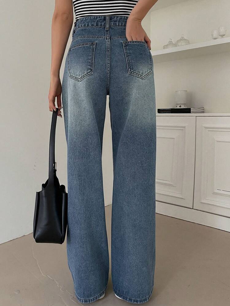 Women's Distressed Loose Fit Jeans