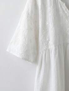 SHEIN CURVE+ Plus Size V-Neck Loose Dolman Sleeve Blouse With 3D Floral Decor, Summer - White - View 2