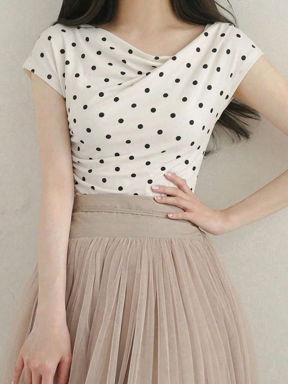 Women's Polka Dot Print Draped Neck Fitted Short Sleeve T-Shirt Summer Graphic Tee