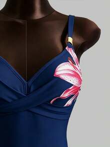 Hot Selling Spring/Summer Beach Vacation Adjustable Strap Metal Accessory Floral Print Bikini 2 Pieces Set - Navy Blue - View 6