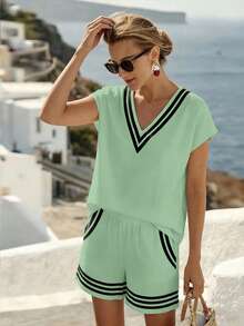 Conjunto informal de 2 piezas de top de manga corta con cuello en V a rayas y shorts para mujer - Verde - Ver 6
