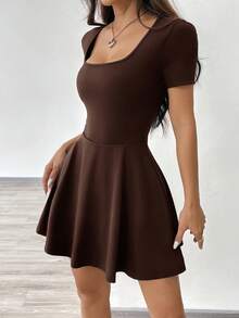 SHEIN EZwear 休闲简约棕色连衣裙，适合春夏穿着 - 棕色 - 查看 10