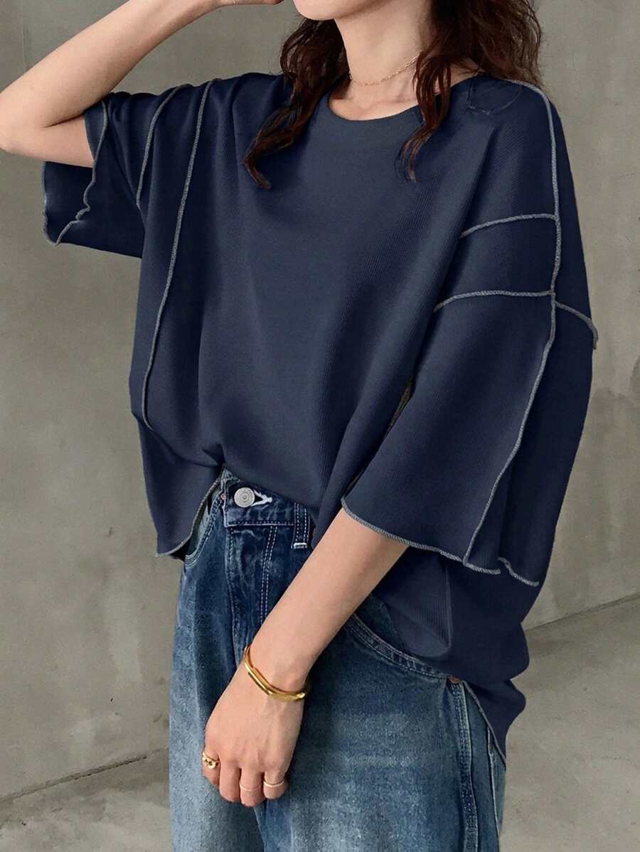 FRIFUL 女款寬鬆休閒對比色條紋圓領落肩上衣,百搭海灘穿搭校園風 - 藏蓝色 - 查看 1