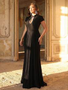 Plus Size Elegant Romantic Black Stand Collar Luxury Crystal Decor Waist Ruched Mermaid Hem With Train Formal Gown (Heavily Embellished) - Black - View 9