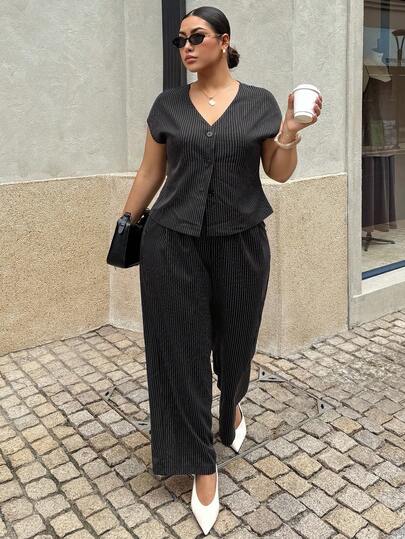Dazy Plus Plus Size Women's Black Striped V-Neck Top And Casual Pants Two Pieces Suit, Suitable For Office And Commuting In Spring/Summer