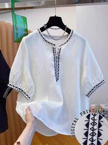Franclia Camisa de manga corta con diseño de cuello calado y bordado, talla grande para verano - Blanco - Ver 1