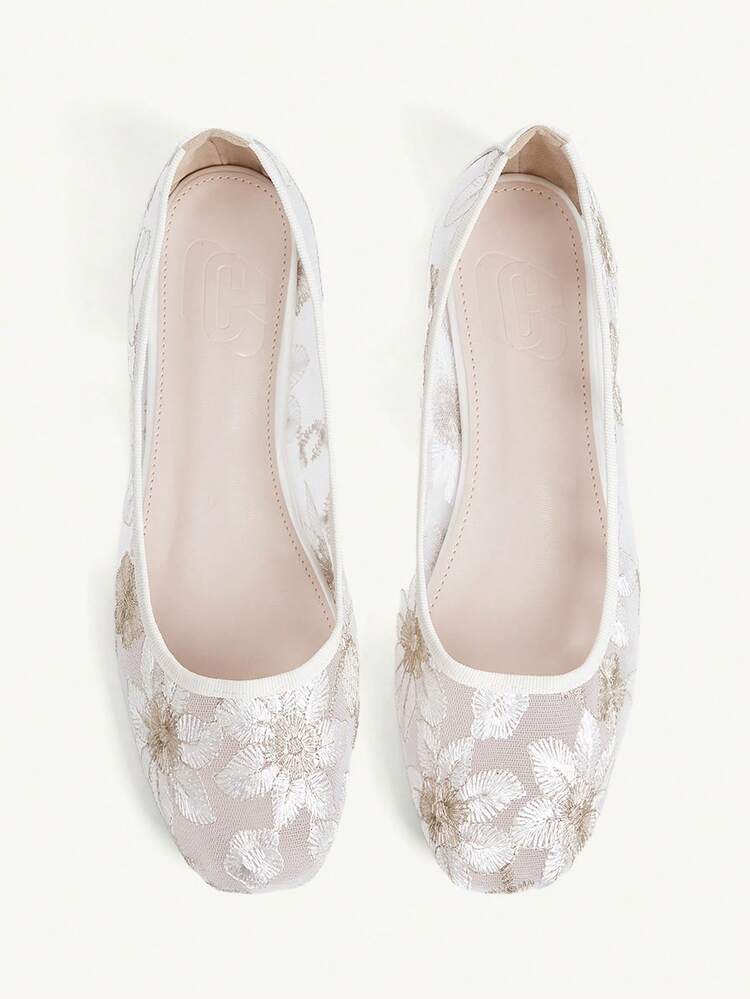 CUCCOO CHICEST Women Shoes Women's Flat-Bottomed Shoes Spring And Summer Breathable Mesh Embroidery Flowers Low Vamp Low Heel Flat Heel Commuting Daily Dating Chinese Style Gentle Multi-Color Color Matching Shoes
