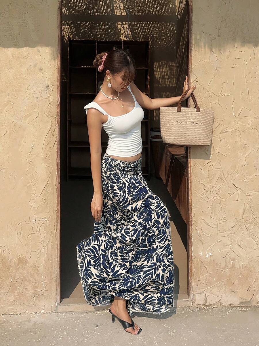 SHEIN Frenchy Chân váy chữ A in họa tiết toàn thân, đa năng, thoải mái dành cho nữ, thích hợp cho hẹn hò và đi chơi. - Xanh và trắng - Xem 1