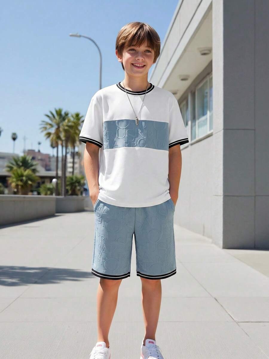 SHEIN Vacaura 2件套青少年男童夏季撞色字母拼接圆领短袖T恤和户外休闲时尚3D字母运动短裤 - 藍色 - 查看 1
