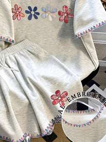Franclia Women's Casual Floral Embroidery T-Shirt And Shorts 2 Pieces Set, Summer - Grey - View 3