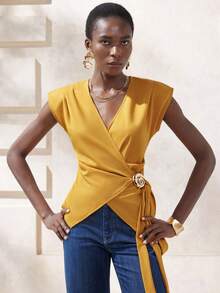 Aveloria Modichic Pastell Sommer Lässig Sexy Elegant Büro Golf V-Ausschnitt Flügelärmel Wickel Bluse gerafft Metall Knopf Dekor Top minimalistisch modern französischer Stil Alltagskleidung - Gelb - Übersicht 5