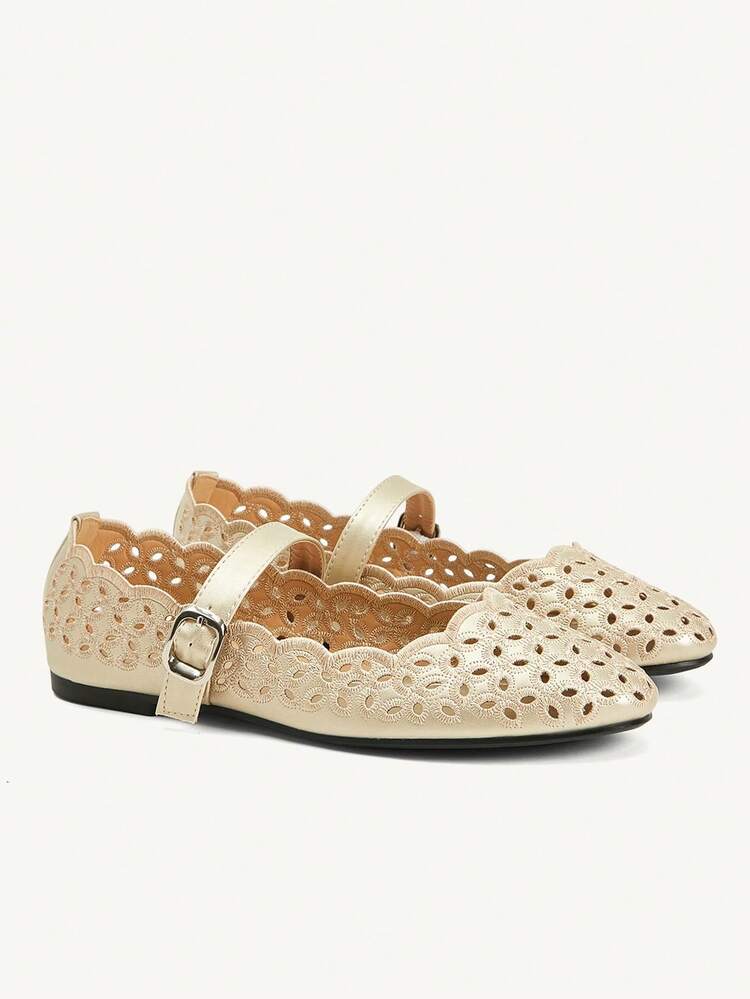 CUCCOO CHICEST Women's Hollow Embroidery, Buckle, Comfortable Flat Shoes