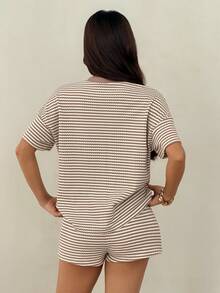 SHEIN PETITE Loose Fit Round Neck Short Sleeve Striped Casual Summer T-Shirt Set - Khaki - View 2